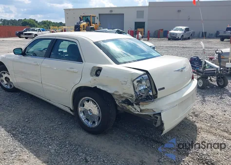 2006 Chrysler 300 Touring z USA, uszkodzony, nr VIN 2C3LA53G96H253777